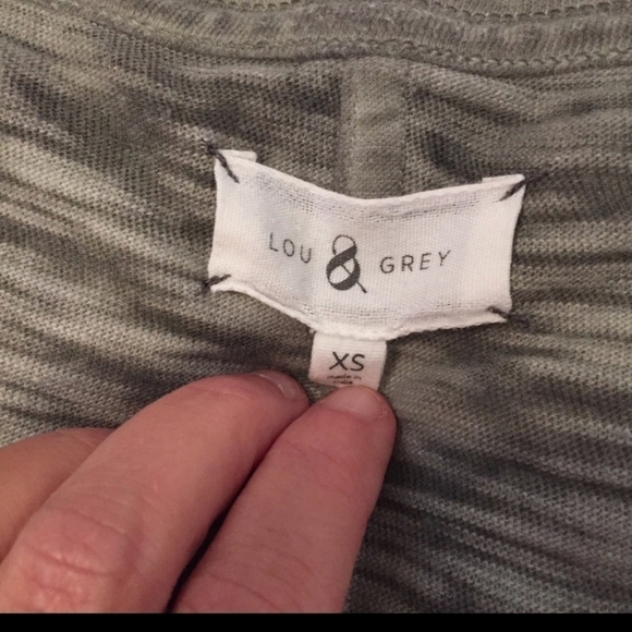 Lou & Grey Heathered Gray Pocket Tee - Picture 5 of 6